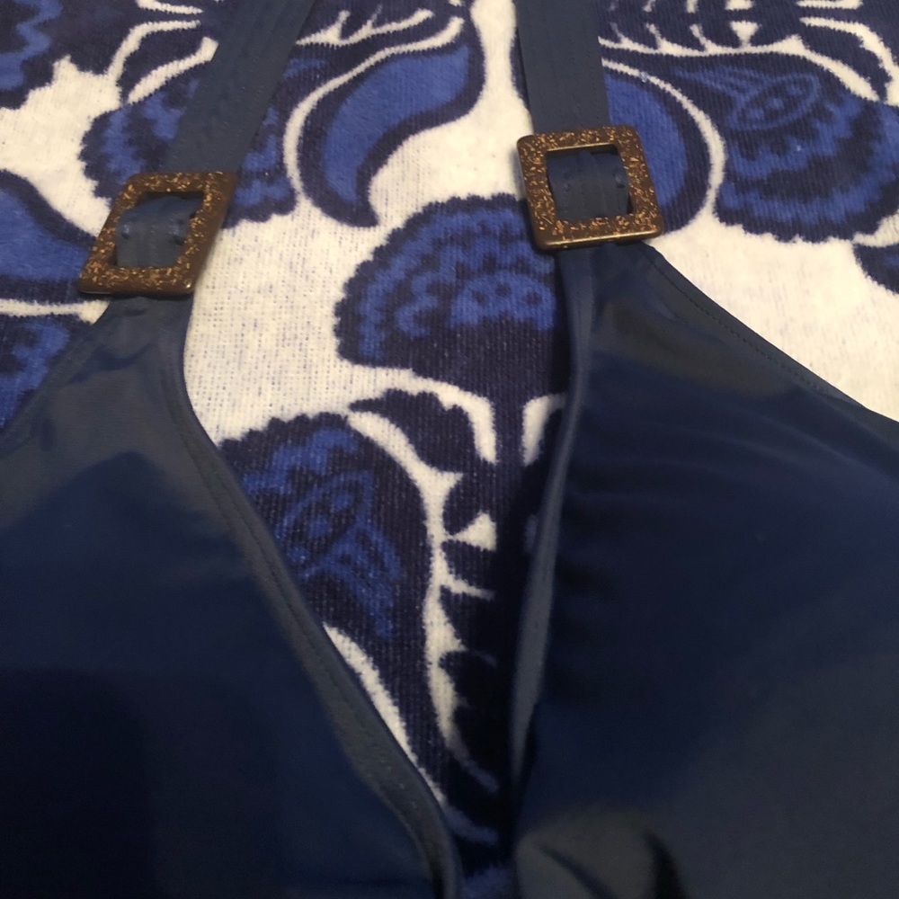 Lands’ End One piece bathing suit size 16